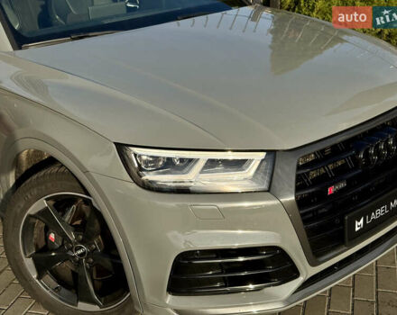 Серый Ауди SQ5, объемом двигателя 3 л и пробегом 108 тыс. км за 29900 $, фото 3 на Automoto.ua