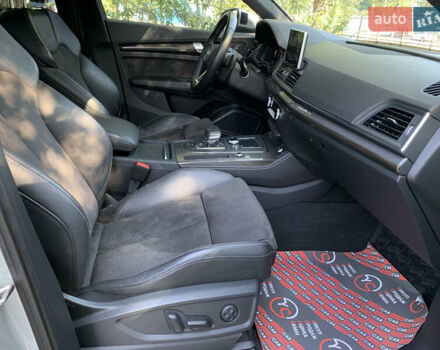 Серый Ауди SQ5, объемом двигателя 3 л и пробегом 69 тыс. км за 42999 $, фото 40 на Automoto.ua