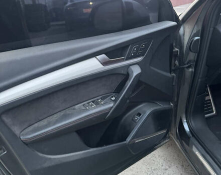 Сірий Ауді SQ5, об'ємом двигуна 3 л та пробігом 60 тис. км за 27500 $, фото 19 на Automoto.ua
