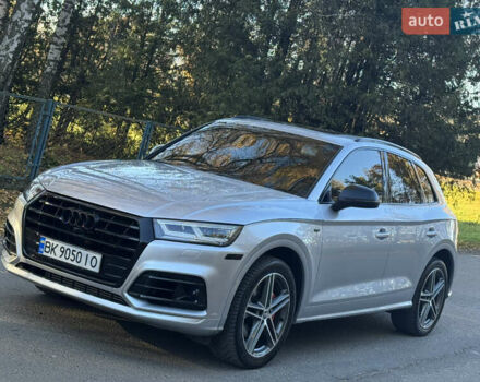 Серый Ауди SQ5, объемом двигателя 3 л и пробегом 42 тыс. км за 27100 $, фото 4 на Automoto.ua