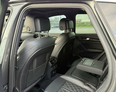 Сірий Ауді SQ5, об'ємом двигуна 3 л та пробігом 159 тис. км за 29999 $, фото 18 на Automoto.ua