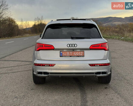 Серый Ауди SQ5, объемом двигателя 3 л и пробегом 135 тыс. км за 39950 $, фото 5 на Automoto.ua