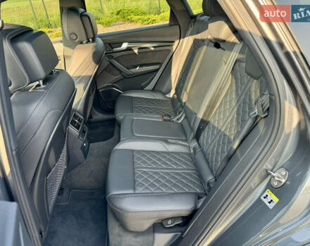 Сірий Ауді SQ5, об'ємом двигуна 3 л та пробігом 119 тис. км за 32500 $, фото 20 на Automoto.ua