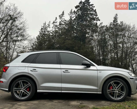 Сірий Ауді SQ5, об'ємом двигуна 3 л та пробігом 45 тис. км за 25999 $, фото 4 на Automoto.ua