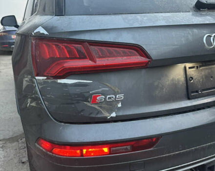 Сірий Ауді SQ5, об'ємом двигуна 3 л та пробігом 60 тис. км за 27500 $, фото 17 на Automoto.ua
