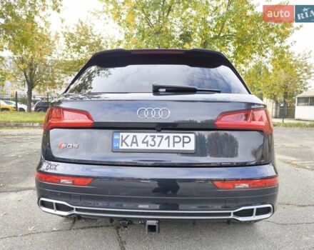Серый Ауди SQ5, объемом двигателя 3 л и пробегом 98 тыс. км за 35000 $, фото 3 на Automoto.ua