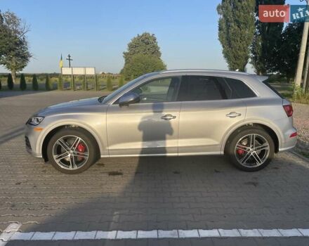 Серый Ауди SQ5, объемом двигателя 3 л и пробегом 108 тыс. км за 37000 $, фото 2 на Automoto.ua