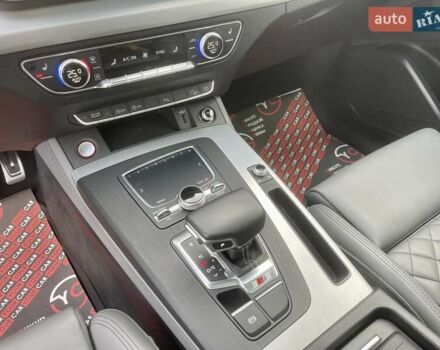 Серый Ауди SQ5, объемом двигателя 3 л и пробегом 98 тыс. км за 34999 $, фото 44 на Automoto.ua