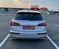 Сірий Ауді SQ5, об'ємом двигуна 3 л та пробігом 79 тис. км за 49499 $, фото 7 на Automoto.ua