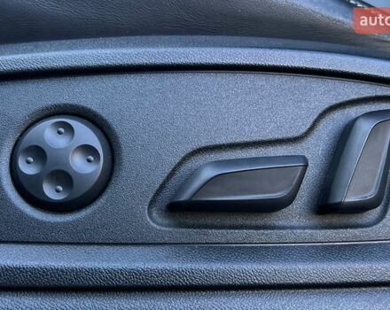 Сірий Ауді SQ5, об'ємом двигуна 3 л та пробігом 72 тис. км за 43700 $, фото 19 на Automoto.ua