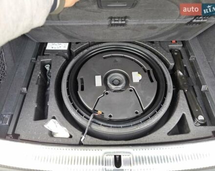 Серый Ауди SQ5, объемом двигателя 3 л и пробегом 98 тыс. км за 35000 $, фото 23 на Automoto.ua