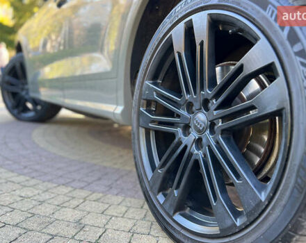 Сірий Ауді SQ5, об'ємом двигуна 3 л та пробігом 72 тис. км за 43700 $, фото 28 на Automoto.ua