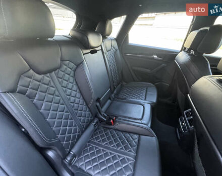 Серый Ауди SQ5, объемом двигателя 3 л и пробегом 115 тыс. км за 35000 $, фото 32 на Automoto.ua