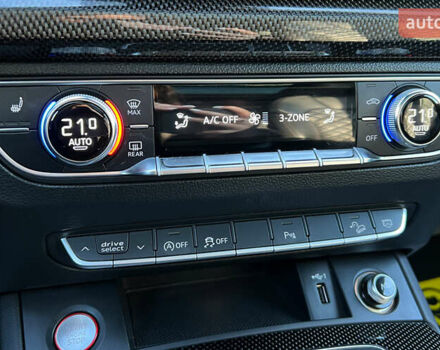 Сірий Ауді SQ5, об'ємом двигуна 3 л та пробігом 72 тис. км за 43700 $, фото 16 на Automoto.ua