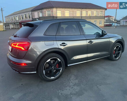 Серый Ауди SQ5, объемом двигателя 3 л и пробегом 59 тыс. км за 35900 $, фото 4 на Automoto.ua