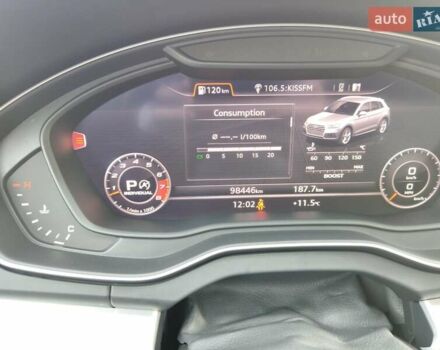 Серый Ауди SQ5, объемом двигателя 3 л и пробегом 98 тыс. км за 35000 $, фото 15 на Automoto.ua