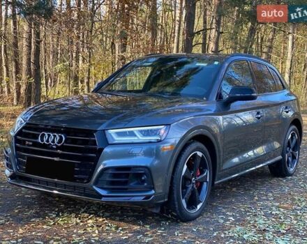 Сірий Ауді SQ5, об'ємом двигуна 3 л та пробігом 69 тис. км за 43000 $, фото 2 на Automoto.ua