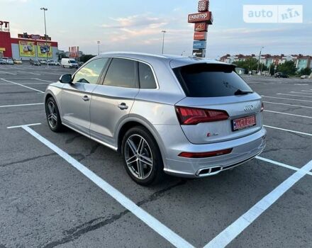 Сірий Ауді SQ5, об'ємом двигуна 3 л та пробігом 79 тис. км за 49499 $, фото 5 на Automoto.ua