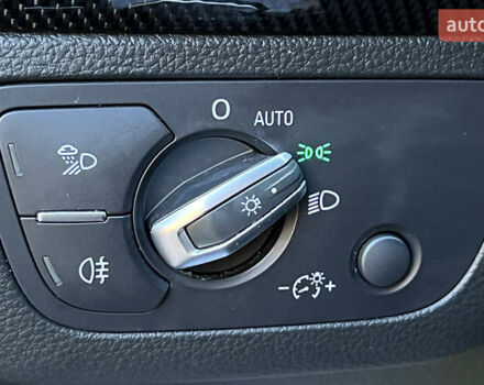 Сірий Ауді SQ5, об'ємом двигуна 3 л та пробігом 72 тис. км за 43700 $, фото 21 на Automoto.ua