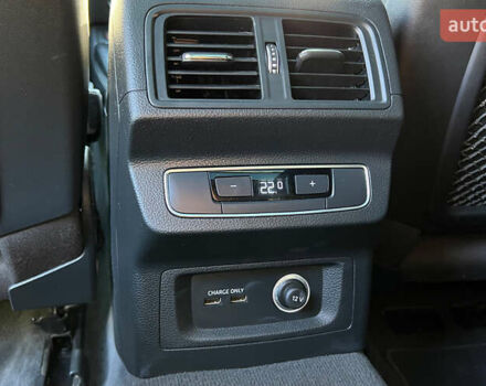 Сірий Ауді SQ5, об'ємом двигуна 3 л та пробігом 72 тис. км за 43700 $, фото 22 на Automoto.ua