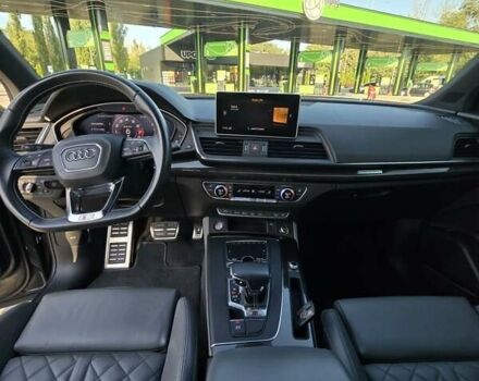 Серый Ауди SQ5, объемом двигателя 3 л и пробегом 70 тыс. км за 43500 $, фото 2 на Automoto.ua