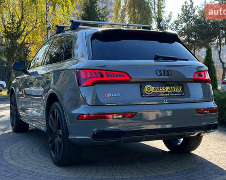 Сірий Ауді SQ5, об'ємом двигуна 3 л та пробігом 72 тис. км за 43700 $, фото 6 на Automoto.ua