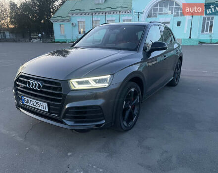 Серый Ауди SQ5, объемом двигателя 3 л и пробегом 59 тыс. км за 35900 $, фото 3 на Automoto.ua
