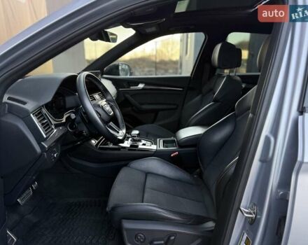 Сірий Ауді SQ5, об'ємом двигуна 3 л та пробігом 18 тис. км за 35500 $, фото 44 на Automoto.ua