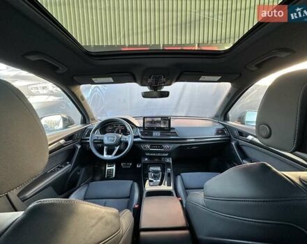 Серый Ауди SQ5, объемом двигателя 3 л и пробегом 18 тыс. км за 35900 $, фото 56 на Automoto.ua