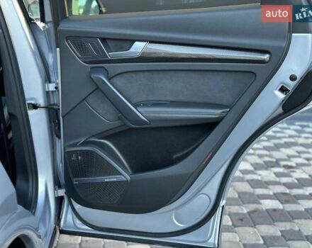 Серый Ауди SQ5, объемом двигателя 3 л и пробегом 18 тыс. км за 35900 $, фото 83 на Automoto.ua