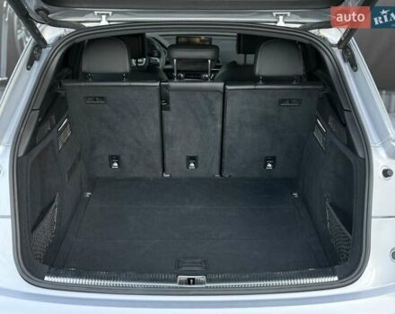 Сірий Ауді SQ5, об'ємом двигуна 3 л та пробігом 18 тис. км за 35500 $, фото 32 на Automoto.ua