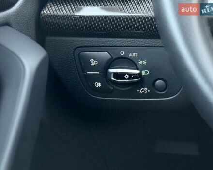 Сірий Ауді SQ5, об'ємом двигуна 3 л та пробігом 18 тис. км за 35500 $, фото 65 на Automoto.ua