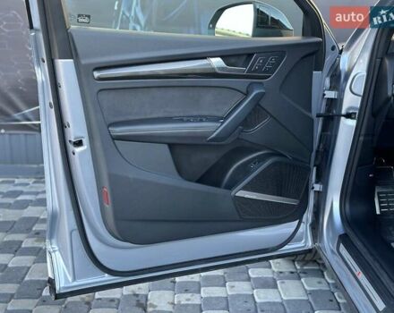 Серый Ауди SQ5, объемом двигателя 3 л и пробегом 18 тыс. км за 36500 $, фото 30 на Automoto.ua