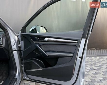 Сірий Ауді SQ5, об'ємом двигуна 3 л та пробігом 18 тис. км за 35500 $, фото 70 на Automoto.ua
