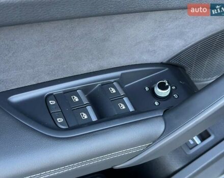 Серый Ауди SQ5, объемом двигателя 3 л и пробегом 18 тыс. км за 35900 $, фото 42 на Automoto.ua