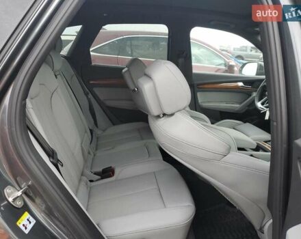 Сірий Ауді SQ5, об'ємом двигуна 0 л та пробігом 9 тис. км за 18000 $, фото 3 на Automoto.ua
