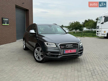 Серый Ауди SQ5, объемом двигателя 2.97 л и пробегом 271 тыс. км за 29200 $, фото 1 на Automoto.ua