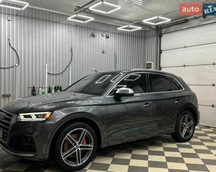 Серый Ауди SQ5, объемом двигателя 3 л и пробегом 178 тыс. км за 32000 $, фото 1 на Automoto.ua