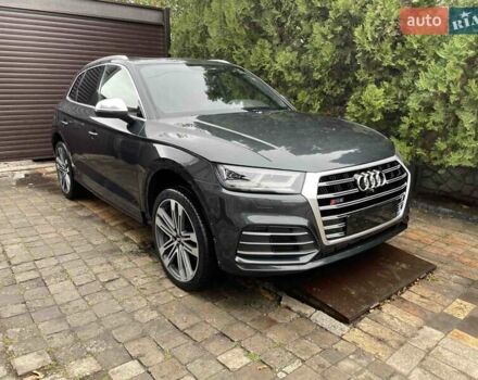 Серый Ауди SQ5, объемом двигателя 3 л и пробегом 140 тыс. км за 32000 $, фото 1 на Automoto.ua
