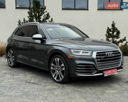 Серый Ауди SQ5, объемом двигателя 3 л и пробегом 184 тыс. км за 27300 $, фото 1 на Automoto.ua