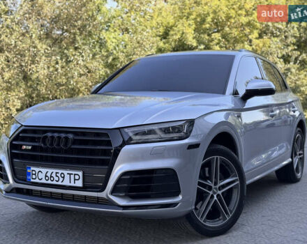 Сірий Ауді SQ5, об'ємом двигуна 3 л та пробігом 159 тис. км за 27900 $, фото 1 на Automoto.ua