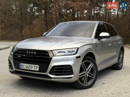 Серый Ауди SQ5, объемом двигателя 3 л и пробегом 159 тыс. км за 32000 $, фото 1 на Automoto.ua