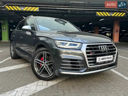 Серый Ауди SQ5, объемом двигателя 3 л и пробегом 164 тыс. км за 24490 $, фото 1 на Automoto.ua