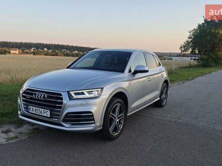 Ауди SQ5 2018 в Киеве на Automoto.ua Серый Ауди SQ5, объемом двигателя 3 л и пробегом 123 тыс. км за 35000 $, фото 1 на Automoto.ua