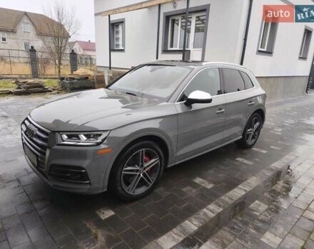 Серый Ауди SQ5, объемом двигателя 3 л и пробегом 218 тыс. км за 31500 $, фото 1 на Automoto.ua