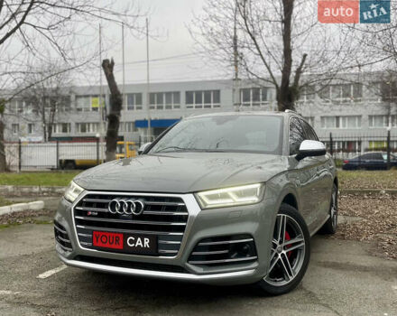 Серый Ауди SQ5, объемом двигателя 3 л и пробегом 72 тыс. км за 41999 $, фото 1 на Automoto.ua