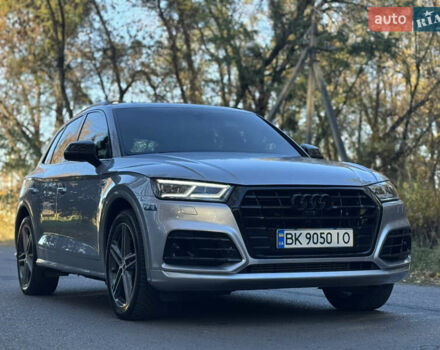 Серый Ауди SQ5, объемом двигателя 3 л и пробегом 42 тыс. км за 27100 $, фото 1 на Automoto.ua