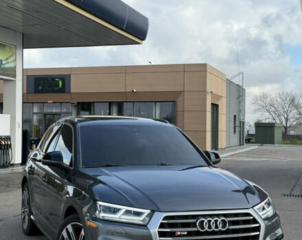 Серый Ауди SQ5, объемом двигателя 3 л и пробегом 159 тыс. км за 29999 $, фото 1 на Automoto.ua