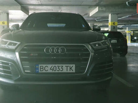 Ауди SQ5 2018 в Львове на Automoto.ua Серый Ауди SQ5, объемом двигателя 3 л и пробегом 49 тыс. км за 43000 $, фото 1 на Automoto.ua