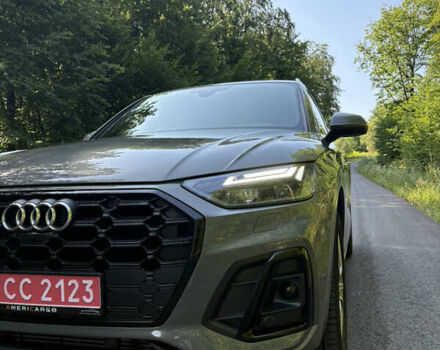 Серый Ауди SQ5, объемом двигателя 3 л и пробегом 56 тыс. км за 43500 $, фото 1 на Automoto.ua